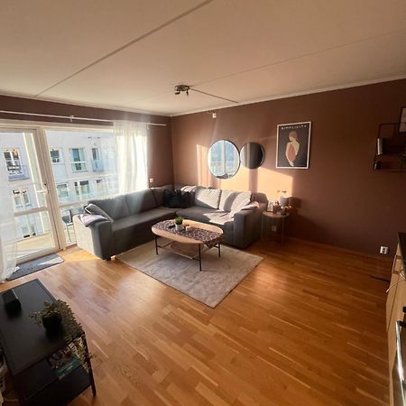 Modern And Central Apartment - Solsiden Trondheim - Up To 6 People Exteriör bild