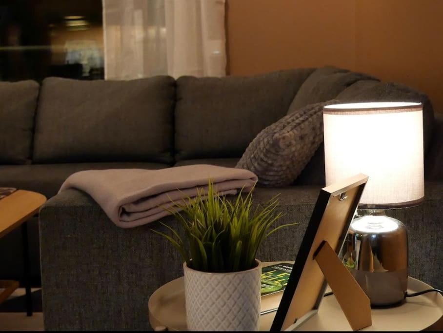 Modern And Central Apartment - Solsiden Trondheim - Up To 6 People Exteriör bild